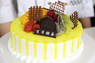 巧克力淋面蛋糕